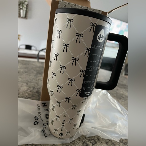 Limited Edition Stella Hydrojug - Picture 5 of 5